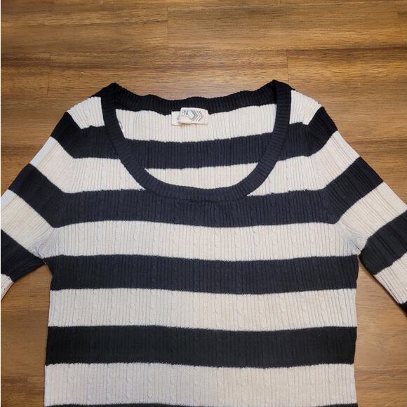 🖤 Pink Rose Juniors L Knit Striped Tunic Sweater – Black & Beige – GUC - Picture 4 of 9